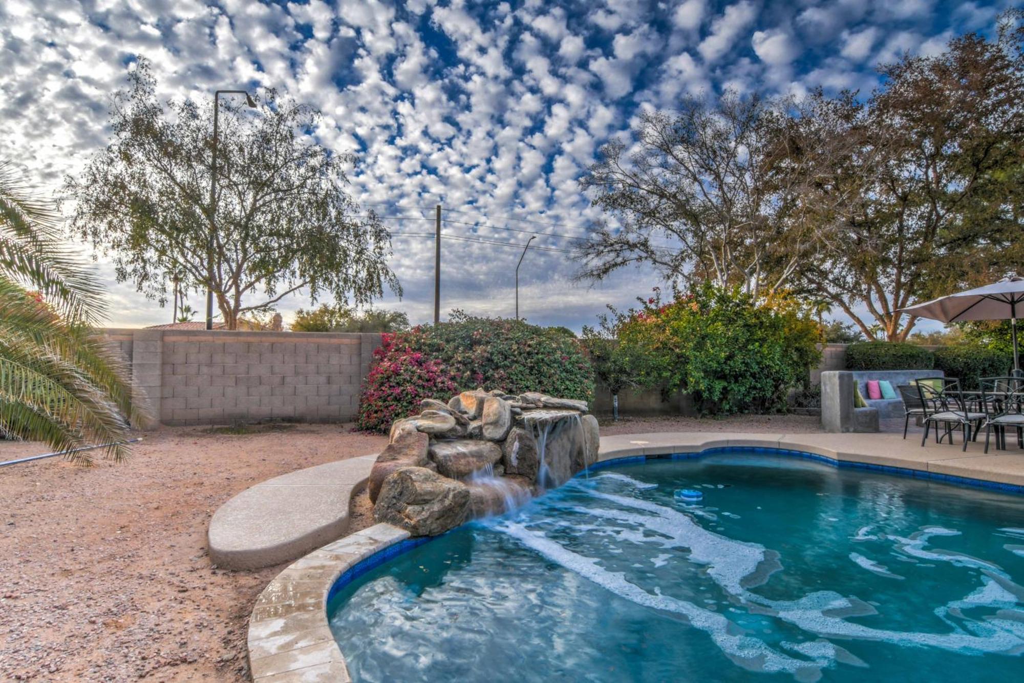 Route 66 Oasis In Downtown Gilbert With Heated Pool & Mini Golf Villa Kültér fotó
